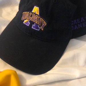 Ualbany hat
